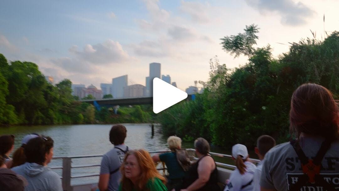 Buffalo_Bayou_Boat_Tour_1