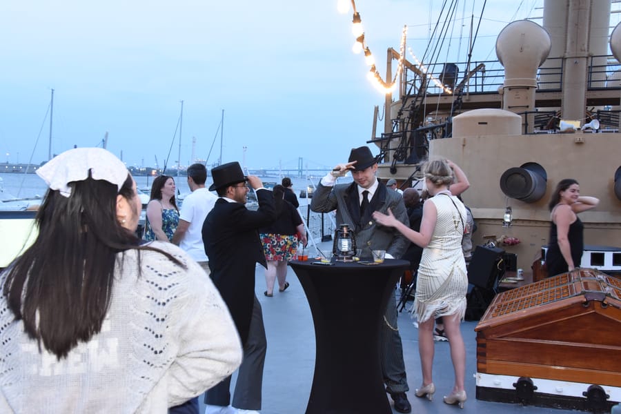 Cruiser Olympia Speakeasy Pop-Up Experience