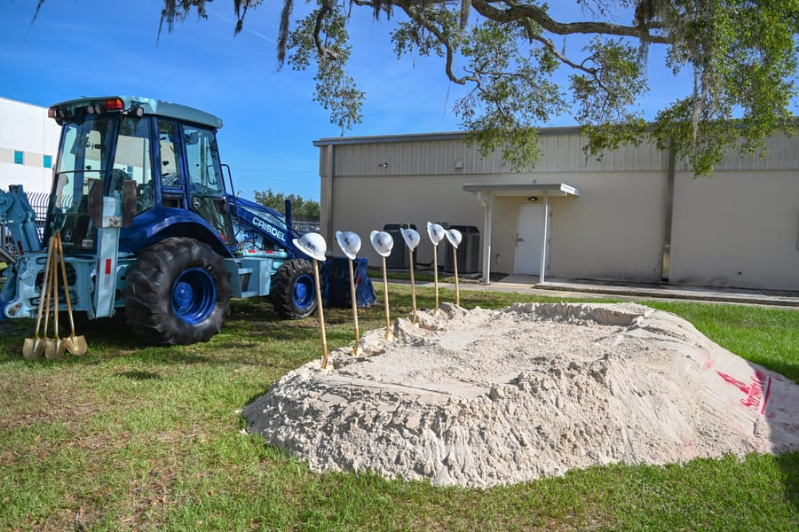 20200102_ESAdminGroundbreaking_017_SD