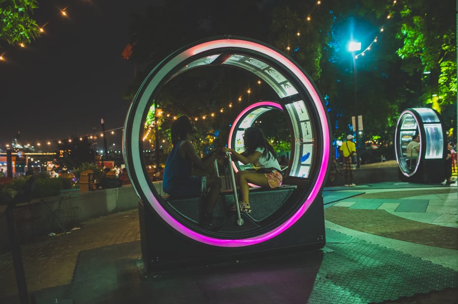 EKUMEN’s Loop At Spruce Street Harbor Park