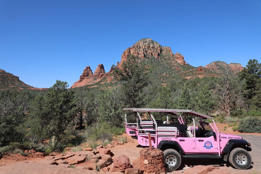 Sedona - Pink Jeep Tour_credit Arizona Office of Tourism