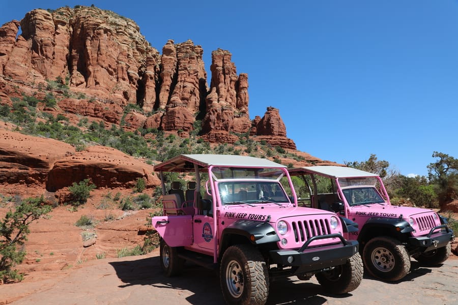 Sedona - Pink Jeep Tour_credit Arizona Office of Tourism