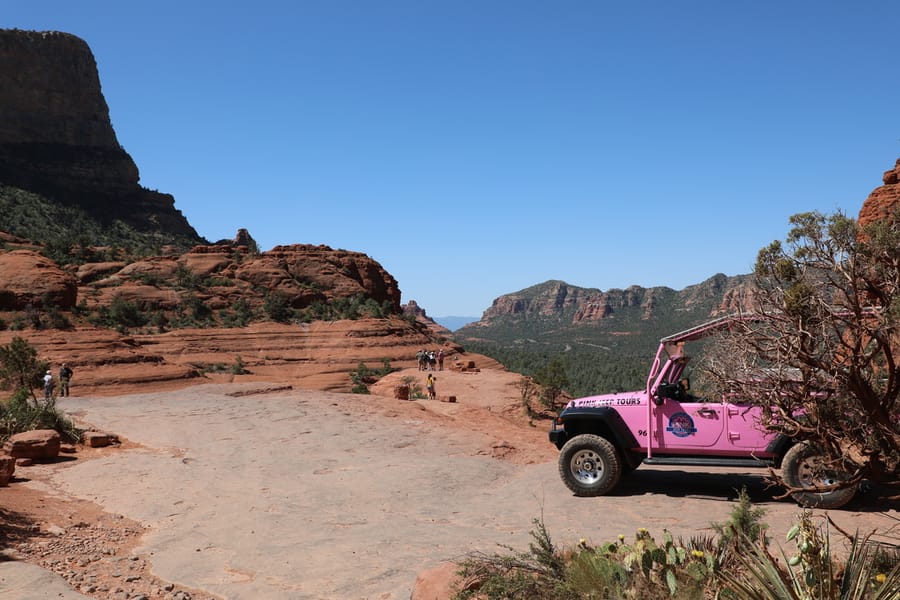 Sedona - Pink Jeep Tour_credit Arizona Office of Tourism