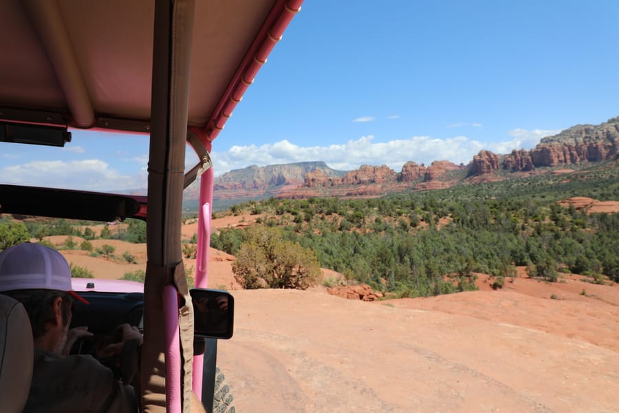 Sedona - Pink Jeep Tour_credit Arizona Office of Tourism