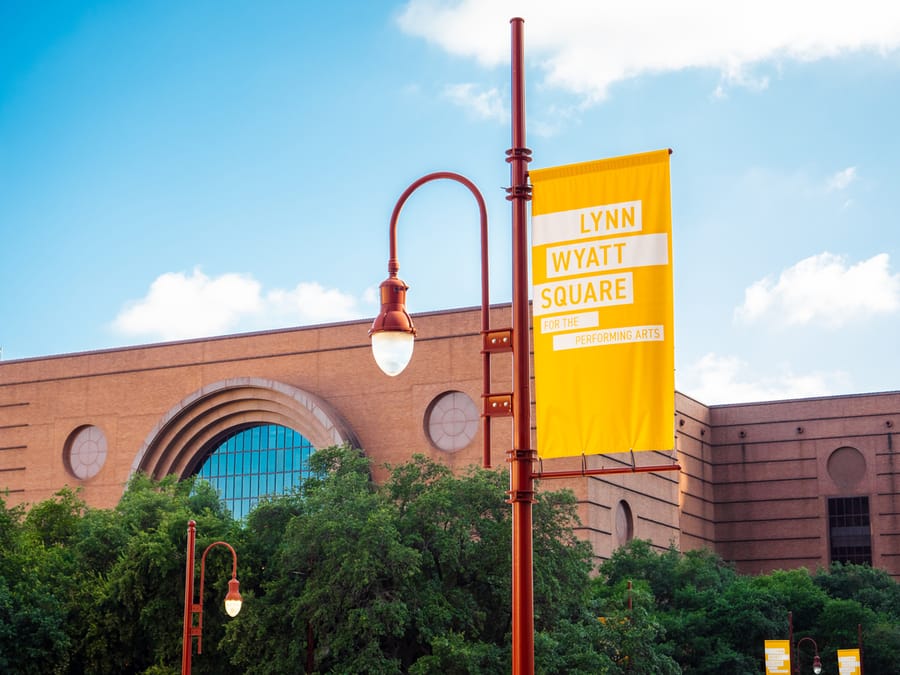 Lynn_Wyatt_Square_Signage_Wortham