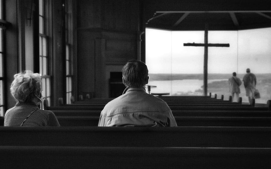 webRNS-Church-Pews-Sanctuary1