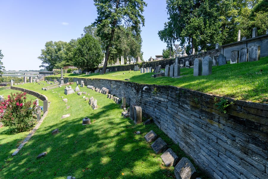 Laurel Hill Cemetery