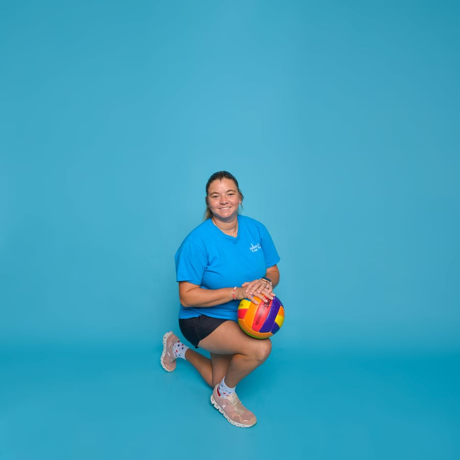 20230728_SamanthaCurcio_50_Background_SD