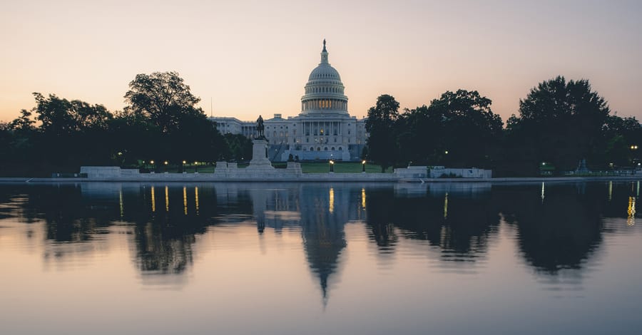 RNS-US-Capitol-Reflection1