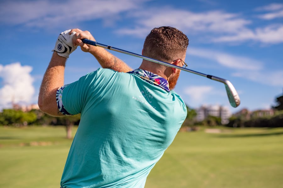 Golf_man_athlete_daylight_game_04.26.19