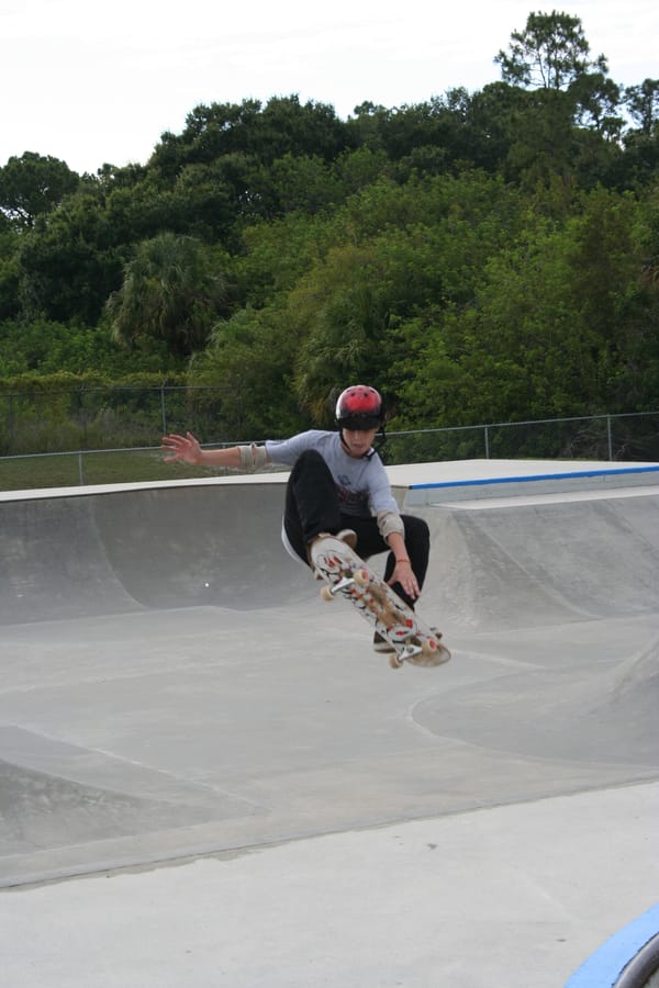 Kid_skateboarding_06.28.10_v1