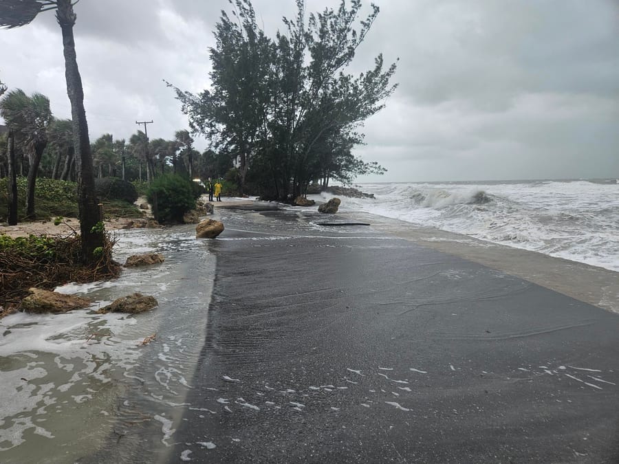 Hurricane Idalia - Casey Key