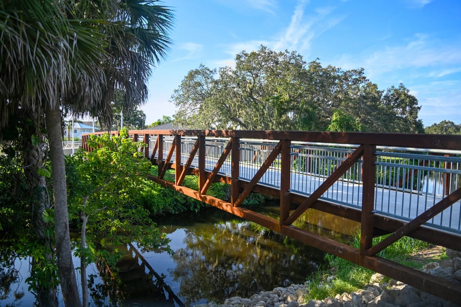 20230904_PinecraftPedestrianBridge_296_SD