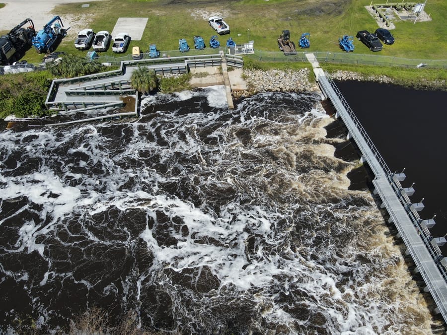 Water Control Structure (2)