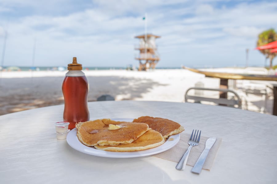 cvb-ami-beach-cafe-pancakes-092223-10