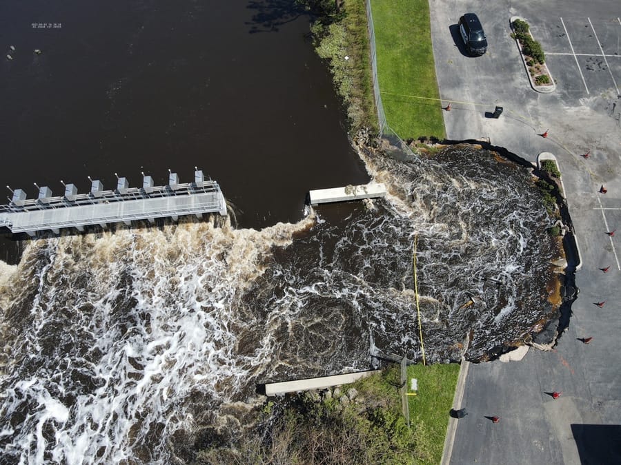 Water Control Structure (8)
