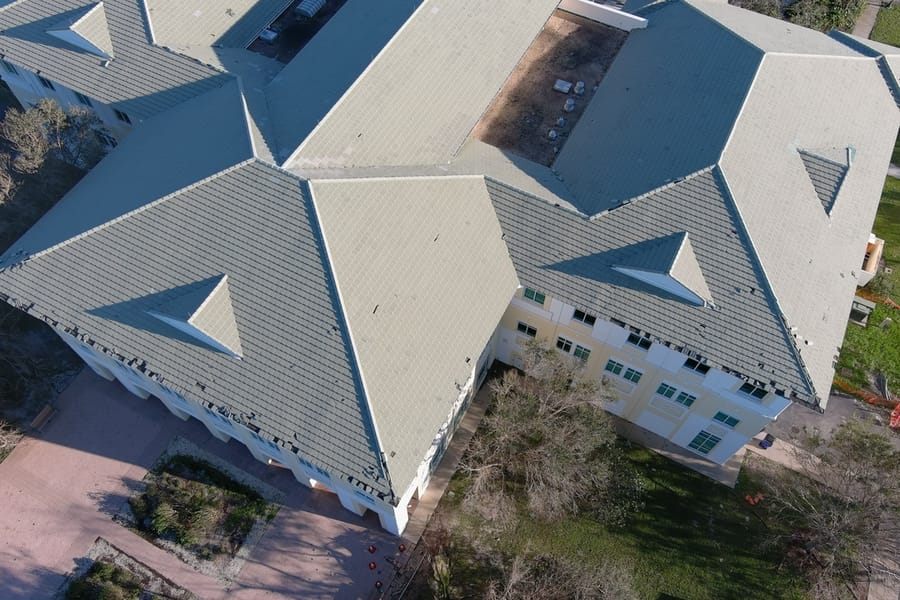 Post Ian City Hall (2)