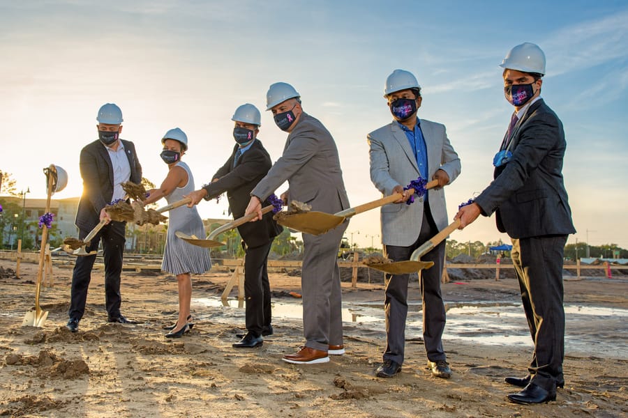 FCS_Gndbrkg_11.13.2020_4