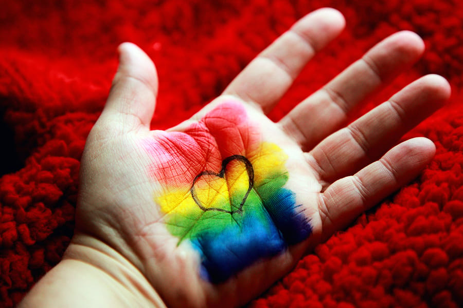 webRNS-LGBTQ-Hand-Heart1