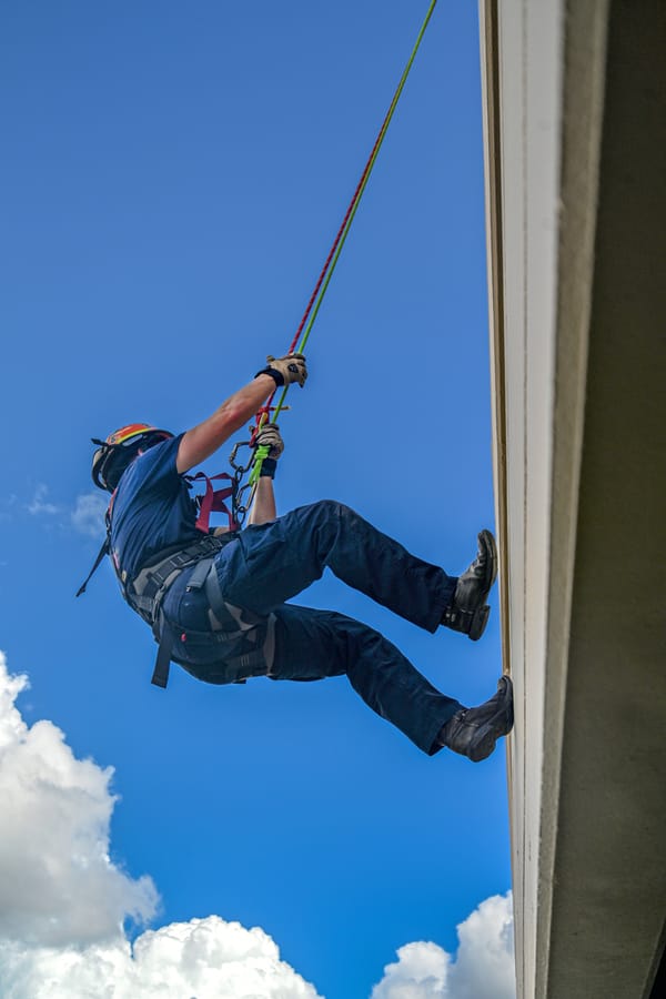 Project_20231004_SCFD-RopesTraining_039_SD