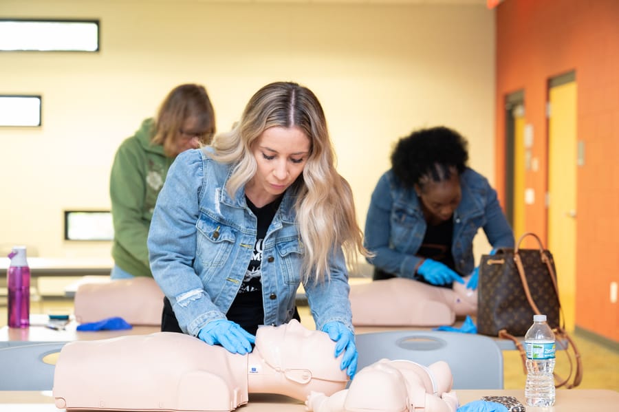 MFCC_First_Aid_CPR_AED_110722 (1)
