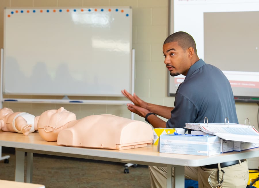 MFCC_First_Aid_CPR_AED_110722 (3)