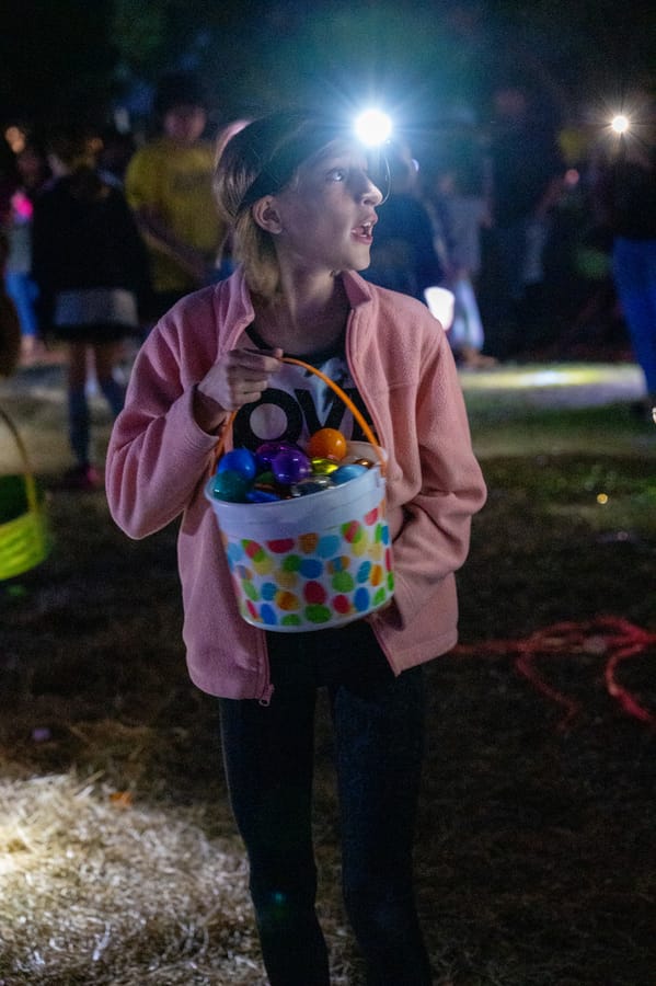 CCFG_Flashlight_Egg_Hunt_040822 (17)