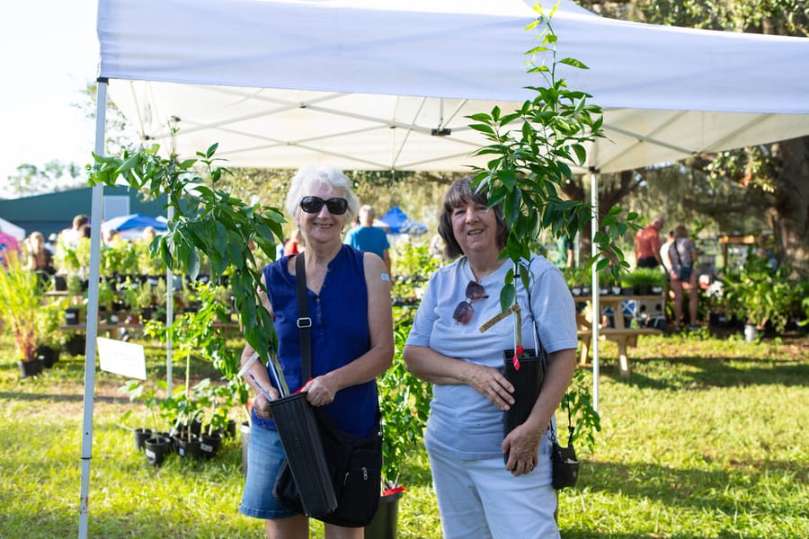 20231014_IFAS Plant Sale_SB-19