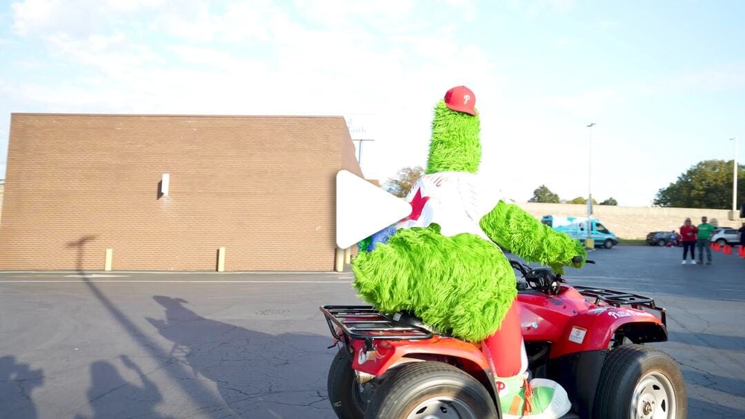 Phillies Rally Bus