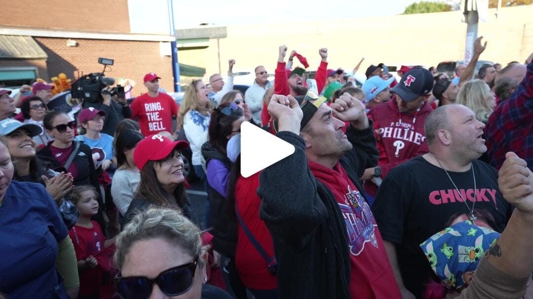 Phillies Rally Bus