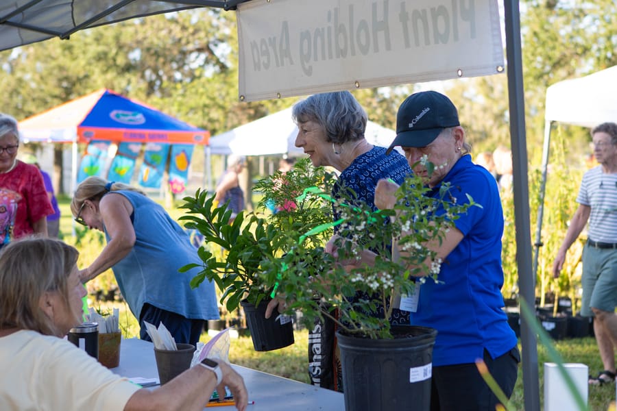 20231014_IFAS Plant Sale_SB-16