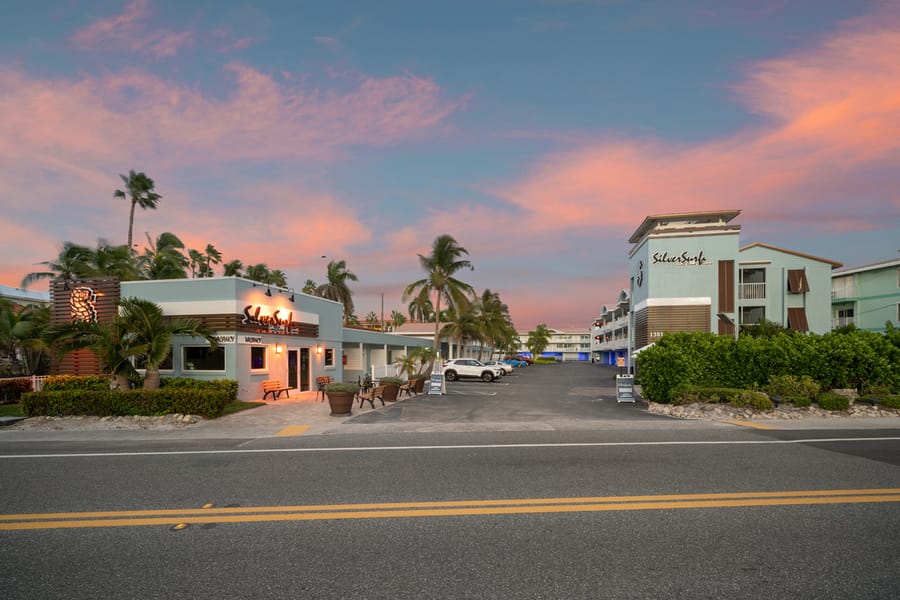 Silver Surf Resort - Renovation