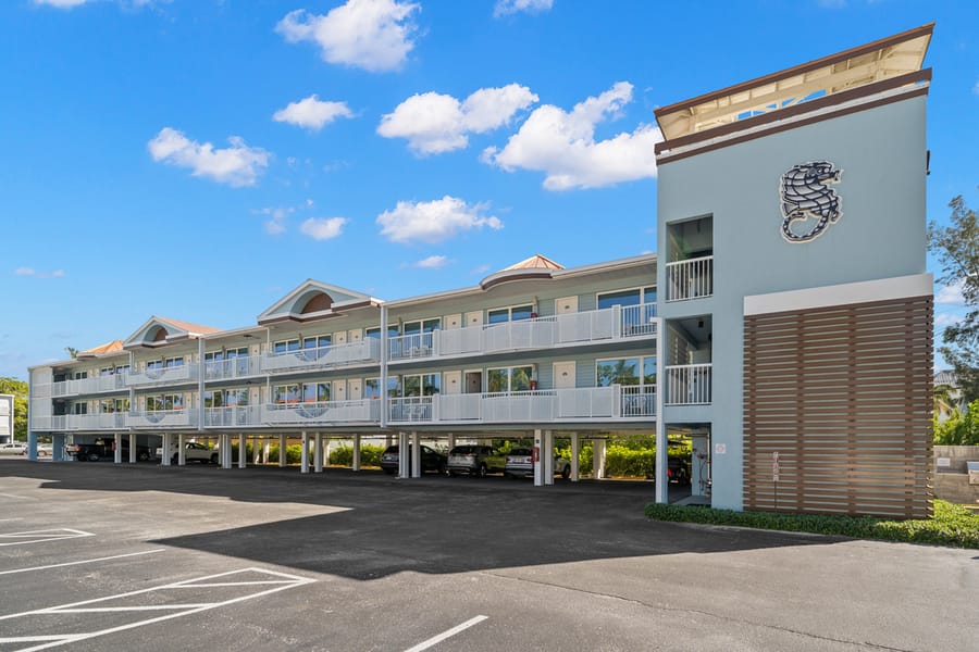 Silver Surf Resort - Renovation