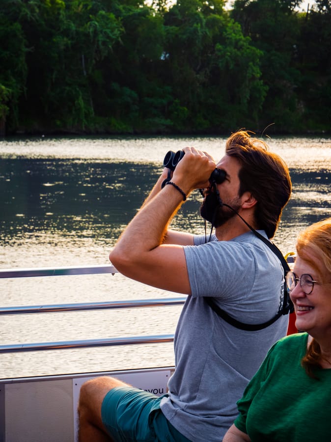 Buffalo_Bayou_Boat_Tour_2