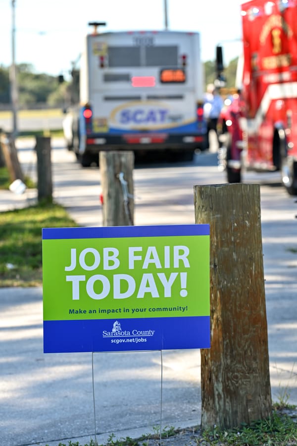 Project_20231019_JobFair_005_SD