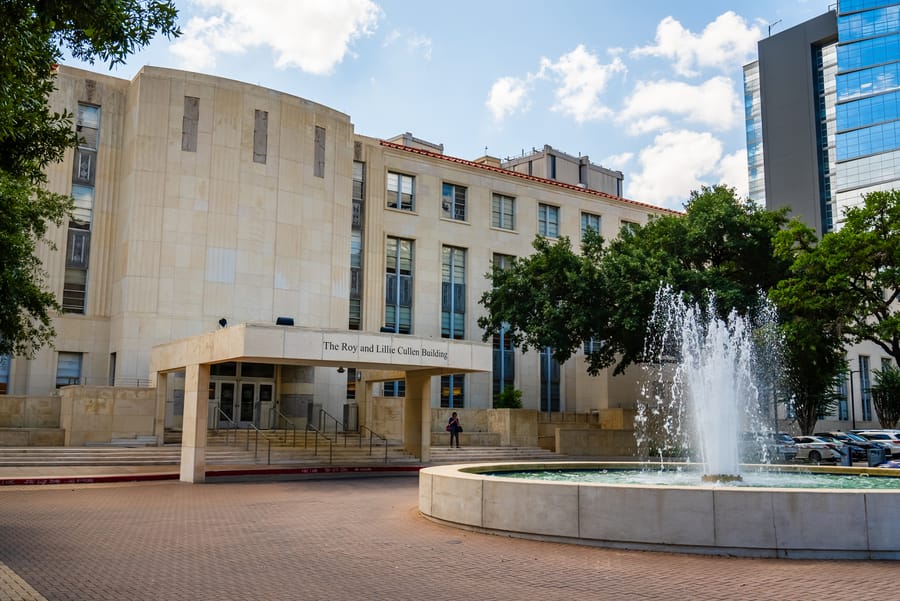 Baylor_College_of_Medicine-Exterior_1