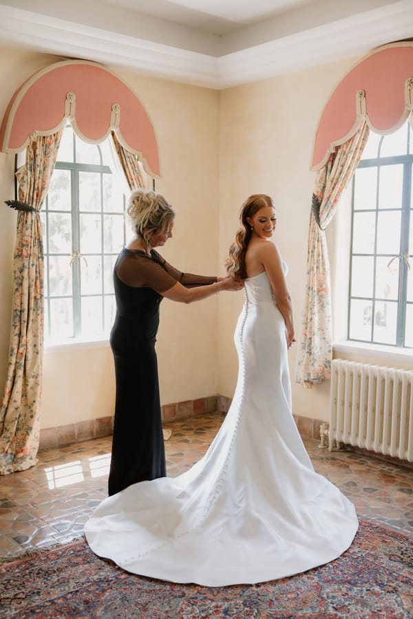 MALS-BrideGettingReady162