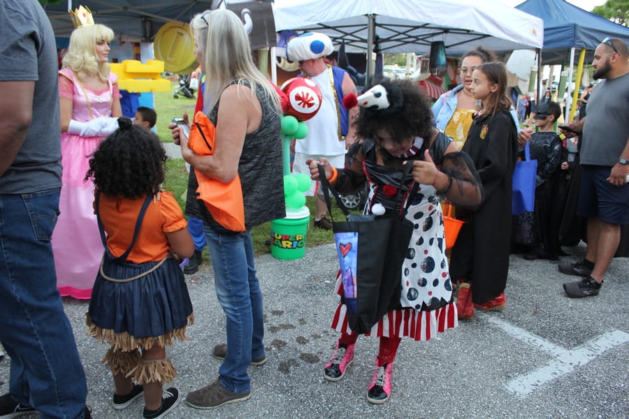 Trick_or_Treat_20231027 (427)