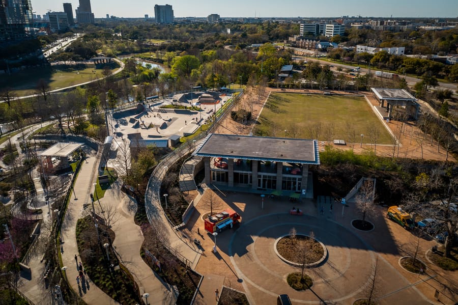 Buffalo_Bayou_Park_2