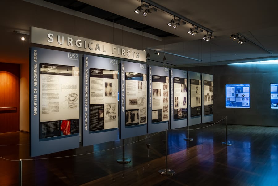 Baylor_College_of_Medicine-DeBakey_Museum_1