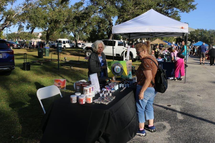 Community_Yard_Sale_20231104 (30)