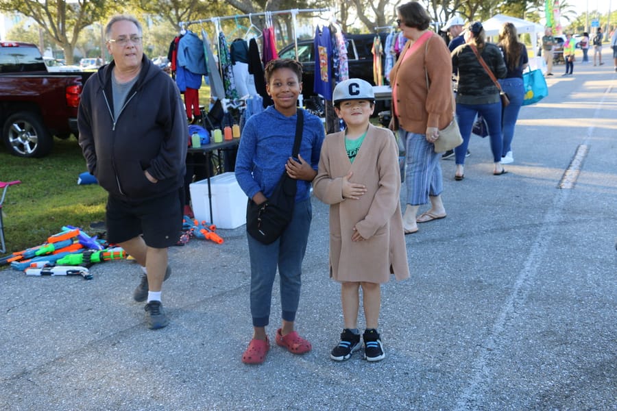 Community_Yard_Sale_20231104 (16)