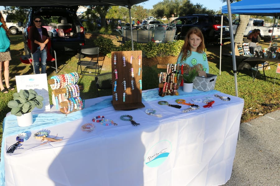 Community_Yard_Sale_20231104 (6)