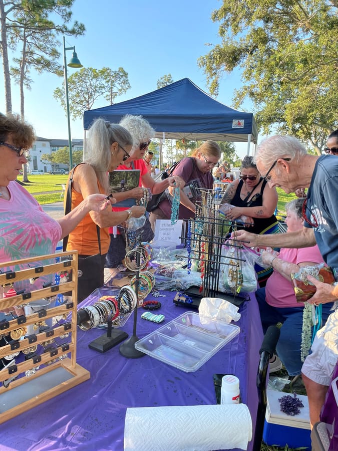 Community_Yard_Sale_09.23(11)