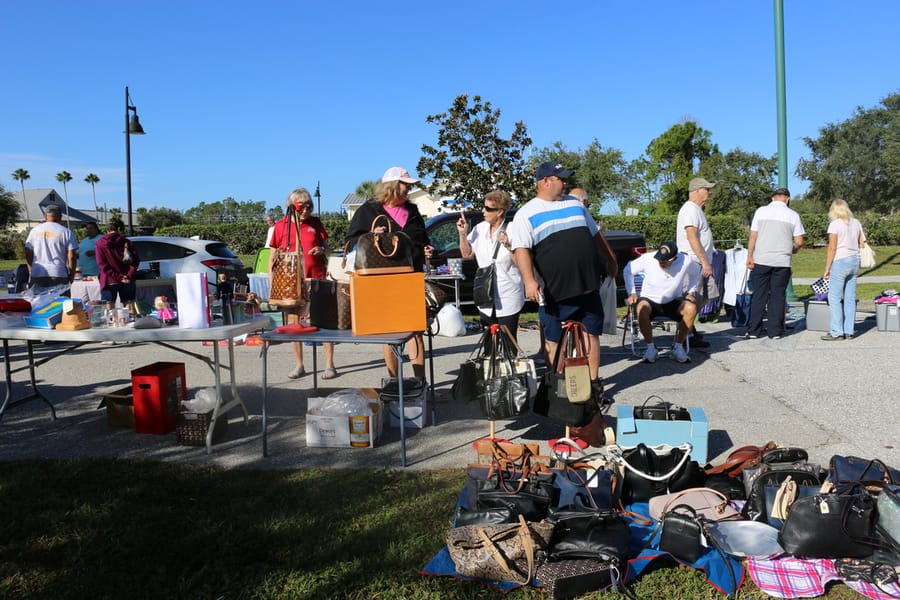 Community_Yard_Sale_20231104 (50)
