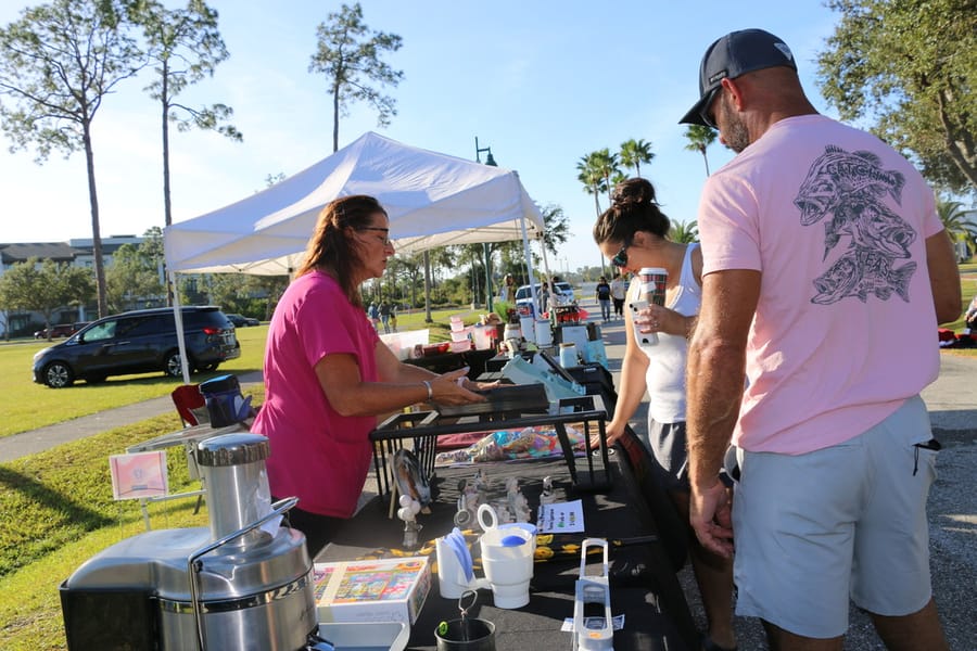 Community_Yard_Sale_20231104 (34)