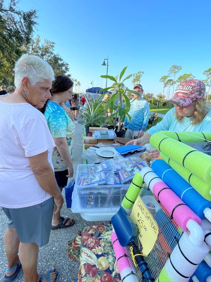Community_Yard_Sale_09.23(20)