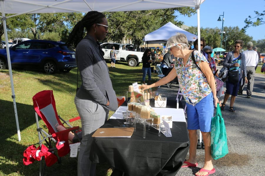 Community_Yard_Sale_20231104 (61)