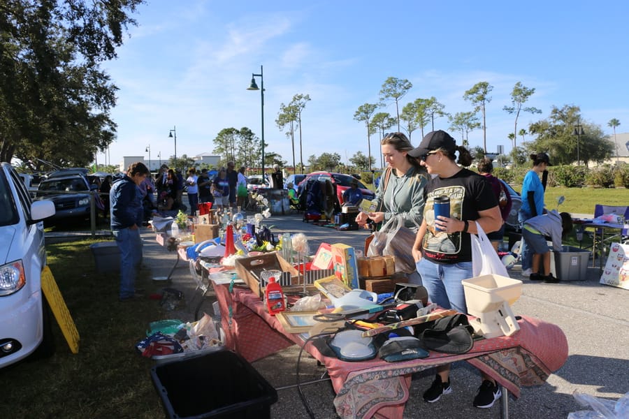 Community_Yard_Sale_20231104 (51)