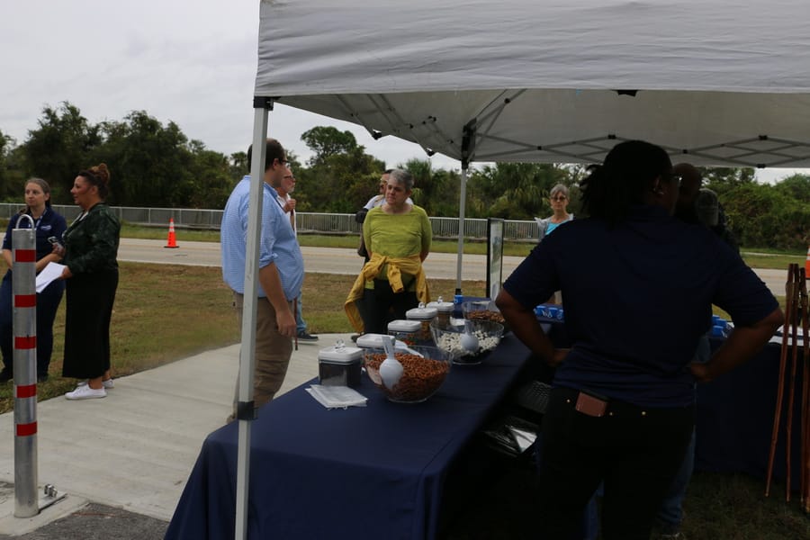 Myakkahatchee_Creek_Trail_Ribbon_Cutting_11.15 (13)